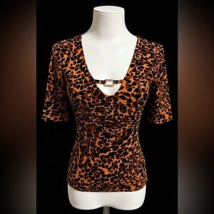 Guess Brown Cheetah Print Womens V Neck Blouse Top With Breast Buckle Size XS